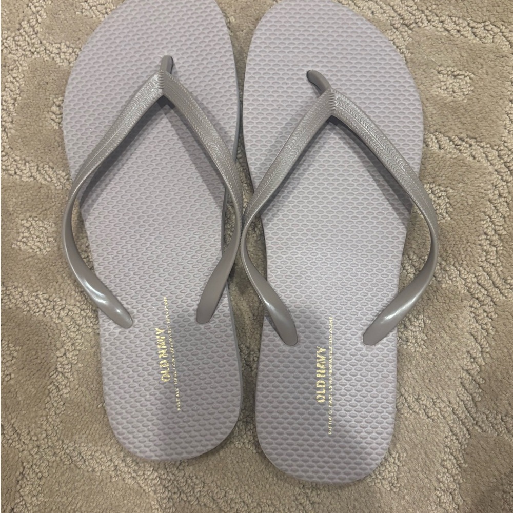 Old Navy Women's Gray Sandals